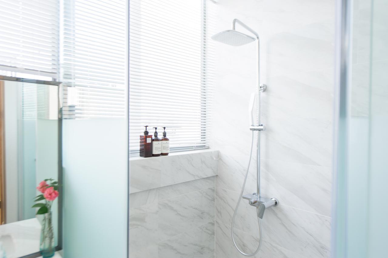 Whitewaltz Apartment Shahepu Luaran gambar